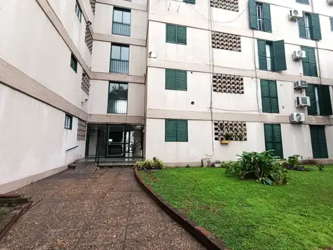 Departamento en Venta de 4 ambientes en Laferrere