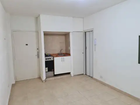 Departamento en Alquiler en Balvanera, $ 300.000