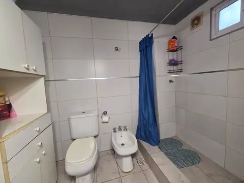 Casa 3 ambientes con garaje/quincho - Miramar