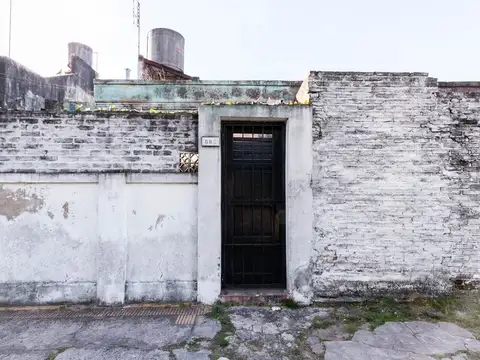 Coronel Adrogué 600