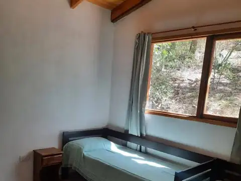 VENTA 2 CASAS VILLA GENERAL BELGRANO POZO VERDE