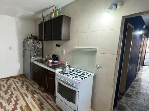 Casa 5 ambientes con 1 baño