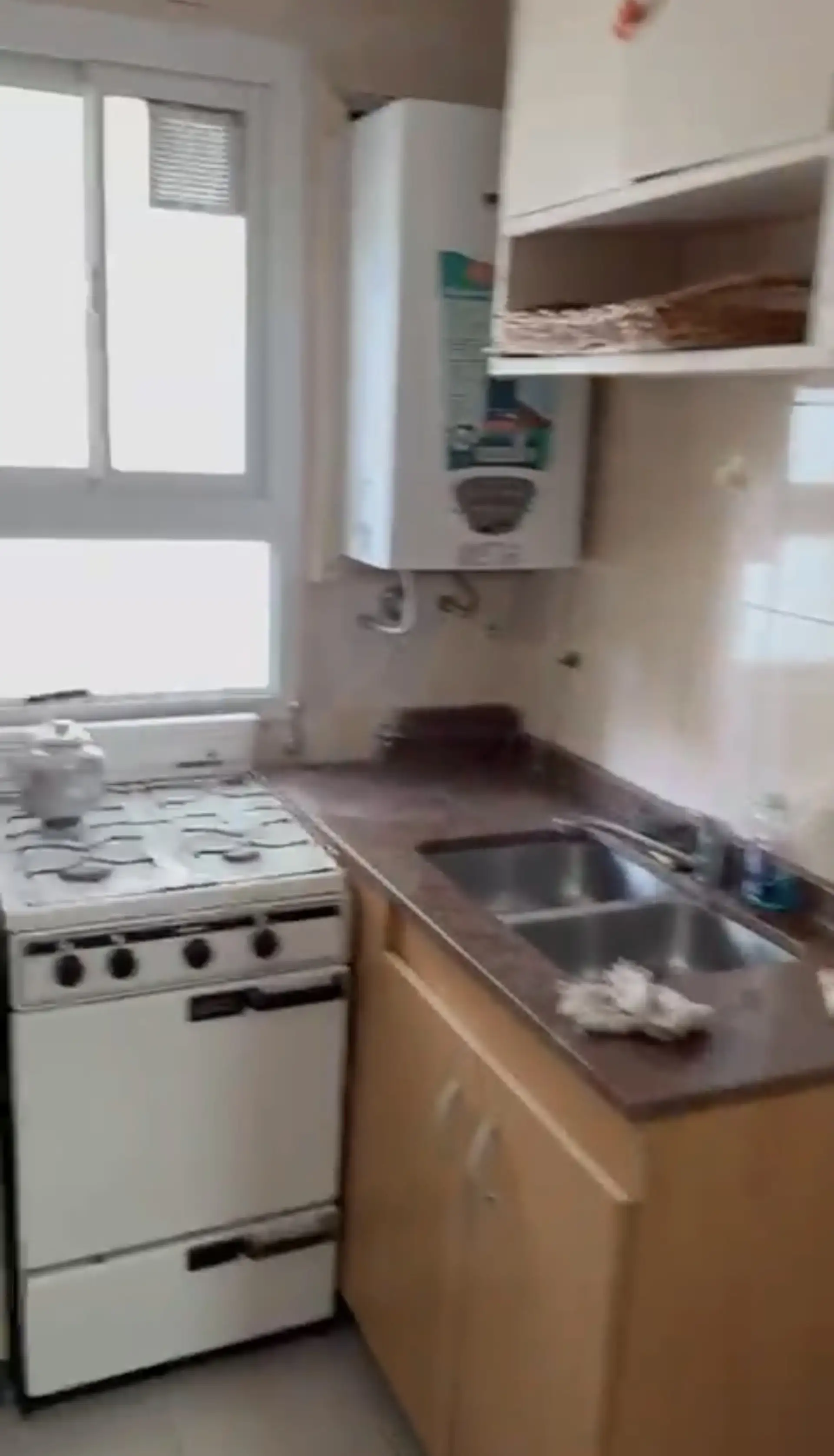 Depto 2 amb, 42m² con balcón francés y cochera optativa — Plaza Colon