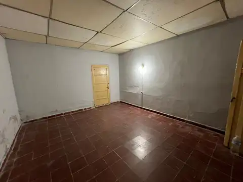 Casa 10 ambientes con 4 baños