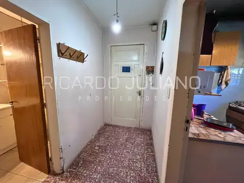 Casa 6 ambientes con 2 baños