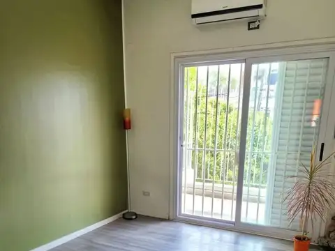 Depto Tipo Casa en Venta en Haedo, USD 149.500