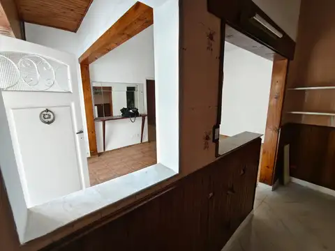 Depto Tipo Casa 5 ambientes con 2 baños