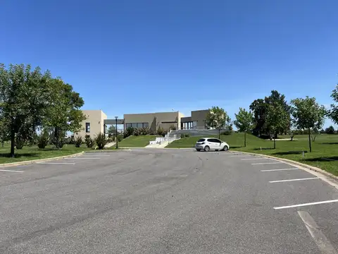 Terreno en Venta de 839,0 m2