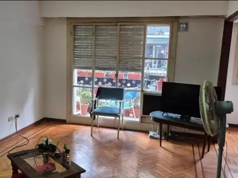 Malabia 2200, Piso 5