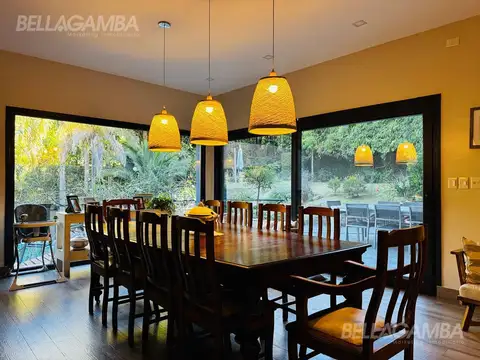 Casa en Venta de 4 dormitorios