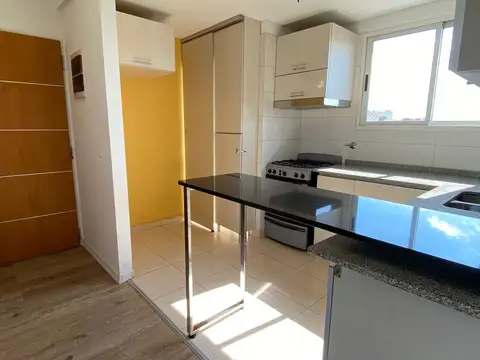 ALQUILER DEPTO 3 AMBIENTES CON BALCÓN Y TOILETTE