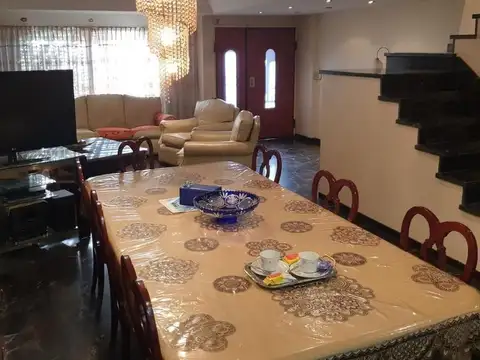 Casa en Venta de 6 dormitorios