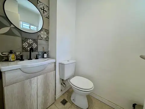 Depto Tipo Casa 3 ambientes con 2 baños