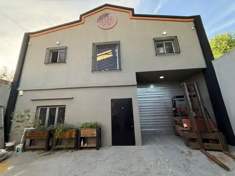 Galpon en Venta en Benavidez, USD 370.000