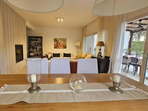 Casa en Alquiler Temporal en Santa Barbara, USD 4.500