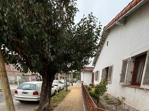 Casa 1 planta 3 ambientes. Olivos.