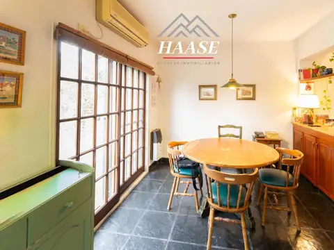 Casa 4 ambientes con 4 baños