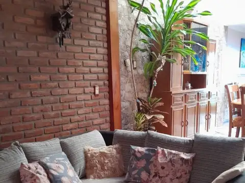 Casa en Alquiler en Martinez, USD 2.250