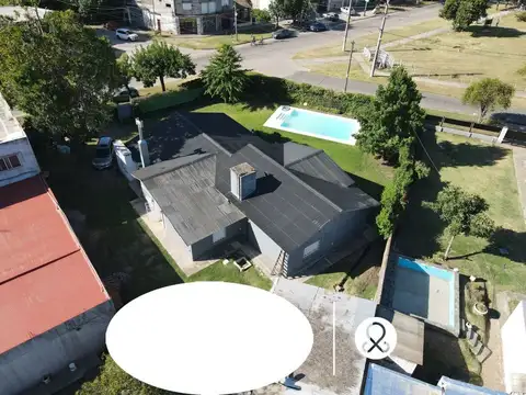 Casa quinta en venta en Francisco Alvarez CENTRO