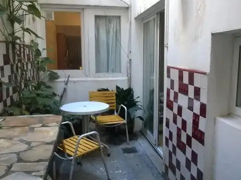 Planta Baja al frente con 2 patios