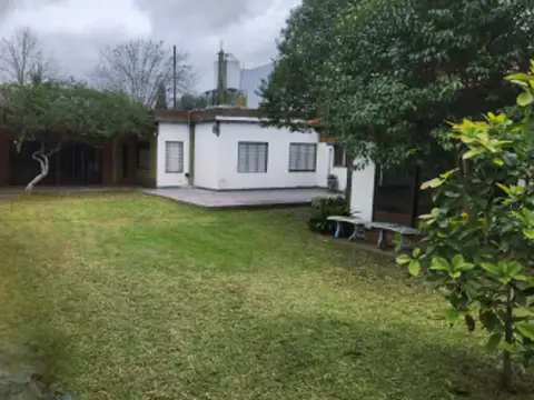 Casa en Venta en Castelar, USD 330.000