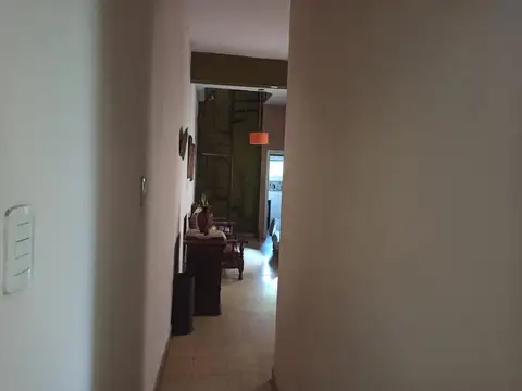 Departamento 5 ambientes con 2 baños