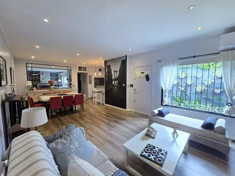 Depto Tipo Casa en Venta de 4 ambientes