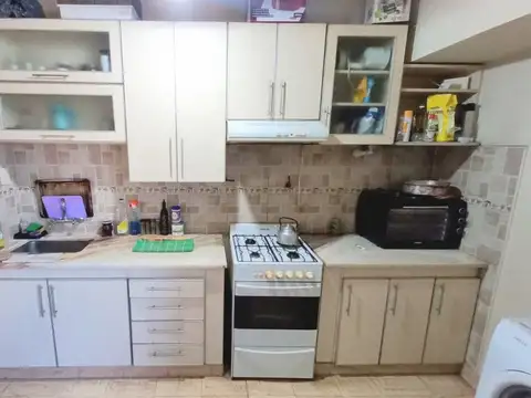 Depto Tipo Casa en Venta 56 años
