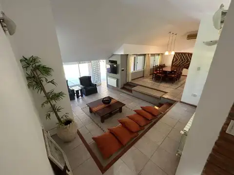 VENTA CASA QUINTA ROLDAN SOBRE RUTA 9, QUINCHO Y PILETA- BARRIO COTO DE ALAMEDA