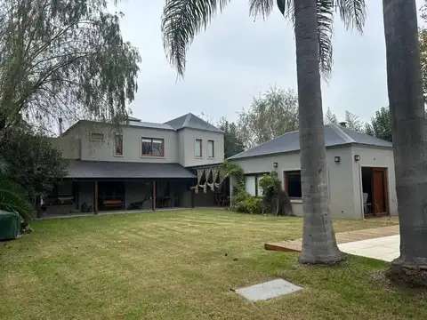 Casa en Venta de 4 dormitorios