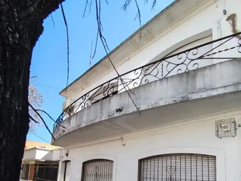 domingo olivera 927 , Piso 0