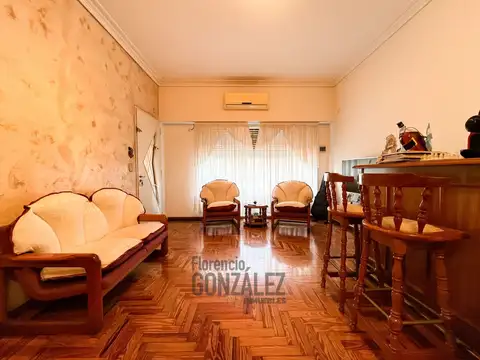 Casa 4 ambientes con 3 baños