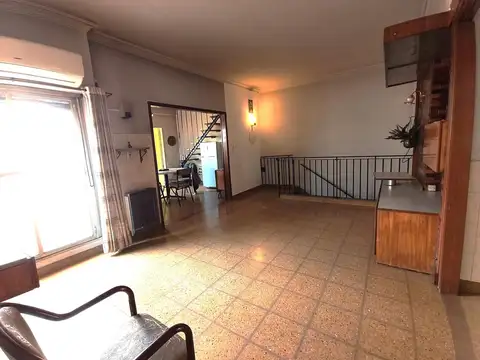 Depto Tipo Casa en Venta de 4 dormitorios