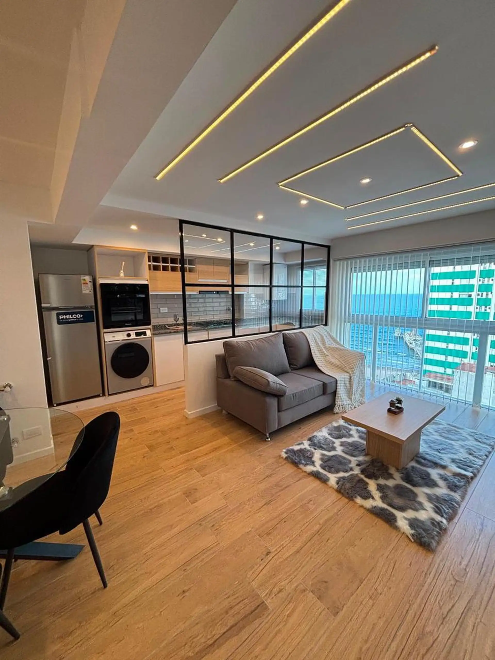 Departamento 3 amb con balcon a la calle y vista al mar