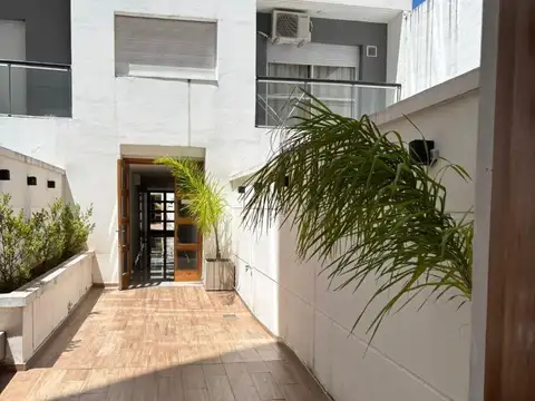 Mendoza 1851 , Piso 8