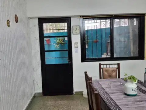 Depto Tipo Casa en Venta en Caseros, USD 69.000