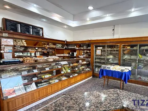 VENTA local en La Boca, para panaderia.