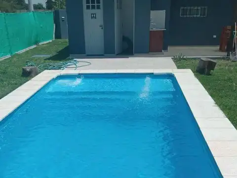 Casa en  quinta en cañuelas