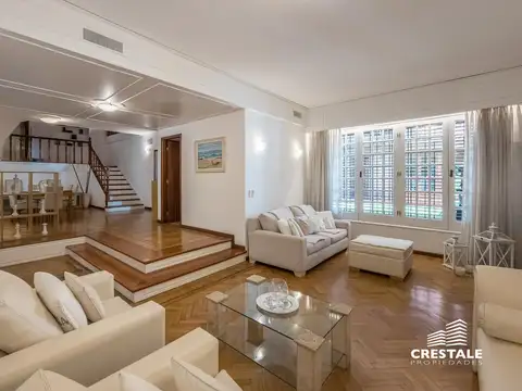 Venta - Casa 3 dormitorios con jardín y pileta - Sexta, Rosario.