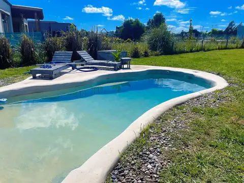 Venta Casa 5 ambientes con pileta y cochera Medal Country Pilar