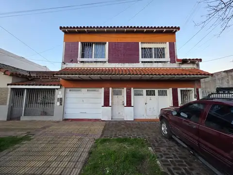 Depto Tipo Casa en Venta en Lanús Este, USD 75.000