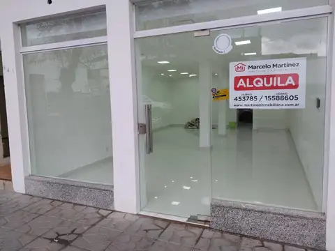 Local y departamento turístico en venta
