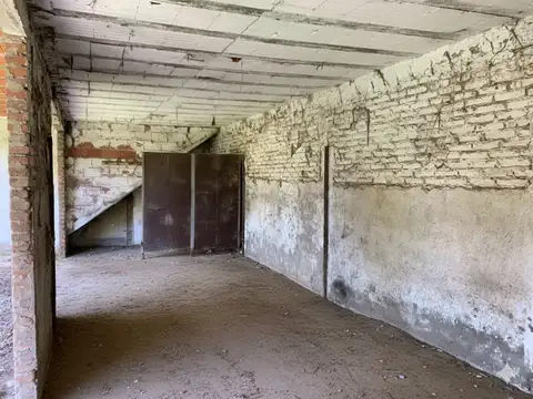 Casa 3 ambientes con 1 baño