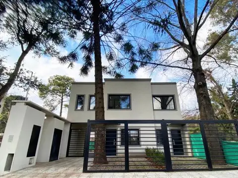 EXCELENTE DUPLEX A ESTRENAR - VILLA TESEI