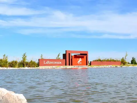 Terreno en Venta 20  mts Frente