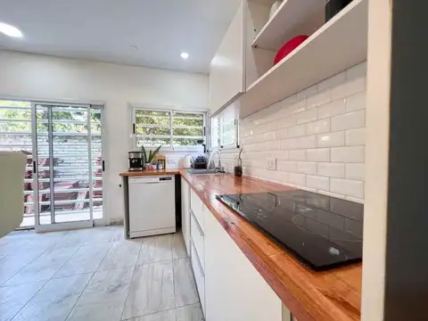 5 AMBIENTES PARQUE PILETA BARRIO EL TRÉBOL EZEIZA