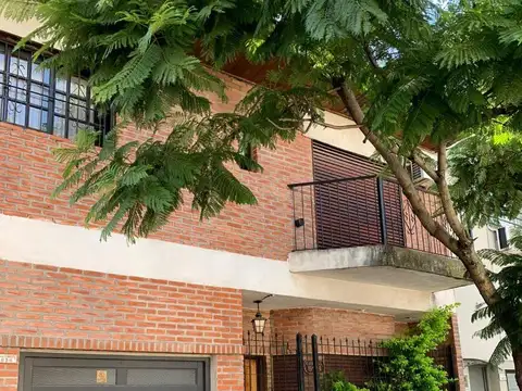 Hermoso triplex con detalles de categoria 