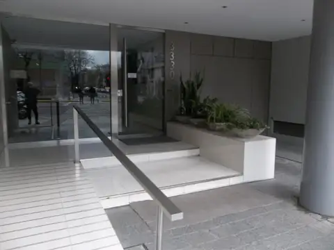 2 amb con  Patio Luminoso Bajas Expens  Edificio Categoría