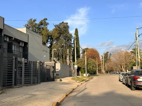Ricardo Guiraldes 400