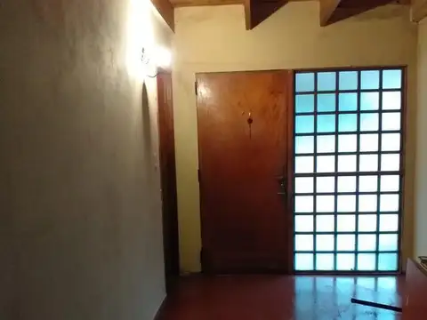 Casa en Venta en Bernal, USD 160.000